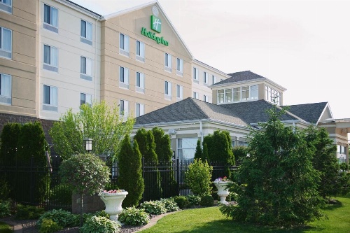 Holiday Inn Effingham image 21