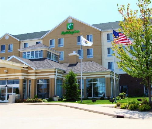 Holiday Inn Effingham image 23