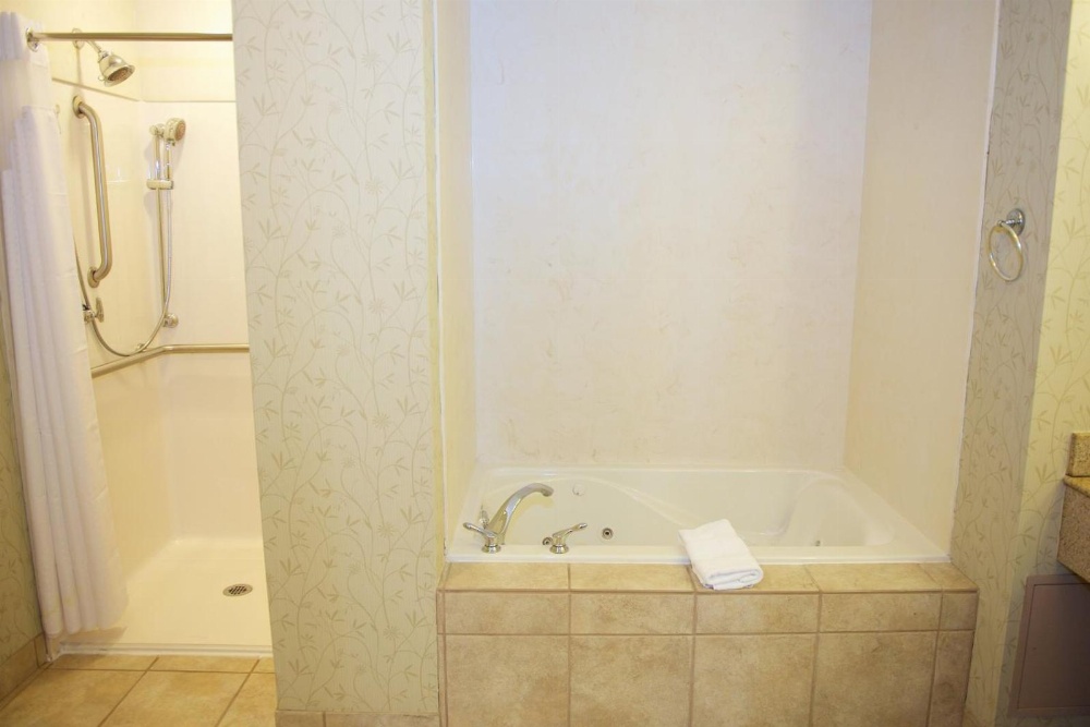 Holiday Inn Effingham Main image